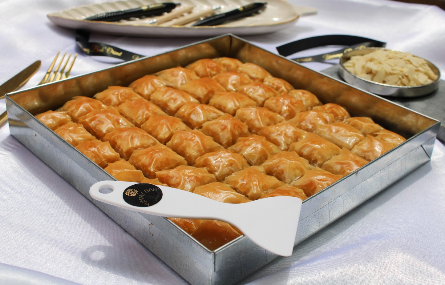 Plateau BAK' (only hand-delivered in Marseille)