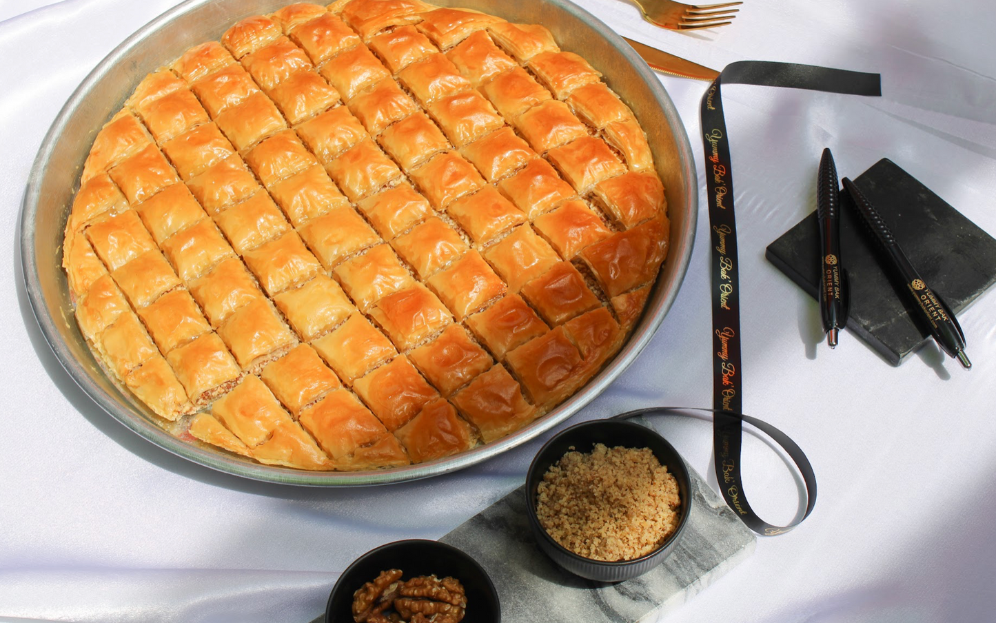 Plateau ORIENT (only hand-delivered in Marseille)